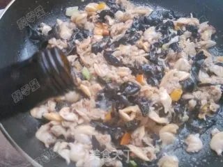 贡椒花甲