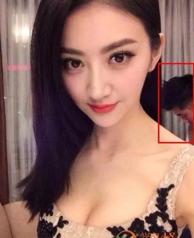 景甜性感身材图片大曝光  干爹背景大揭秘