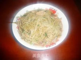 豆芽炒肉