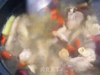炖鸡汤