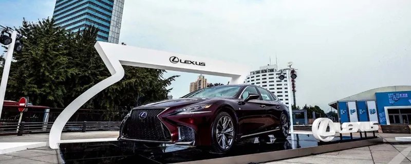 凌志和雷克萨斯有什么区别？凌志是雷克萨斯吗
