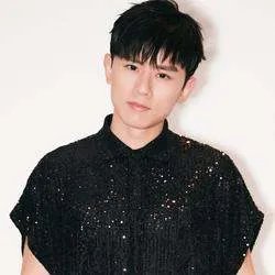 张杰年龄多大