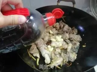 板栗烧鸡
