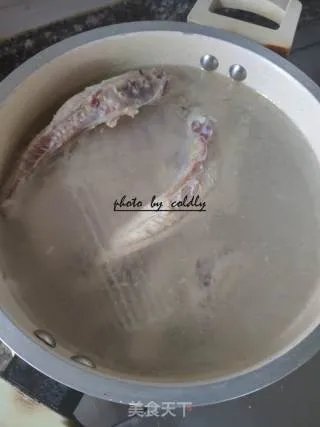 怎么做白斩鸡嫩滑多汁?