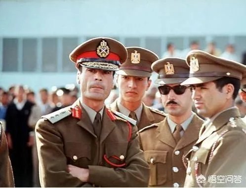 卡扎菲27岁时为何轻松发动政变,并成为利比亚领导人?
