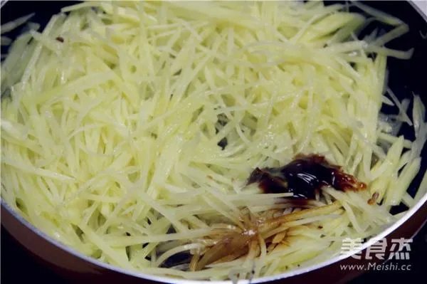 做法，酸溜土豆丝怎么做好吃，酸溜土豆丝的家常做法