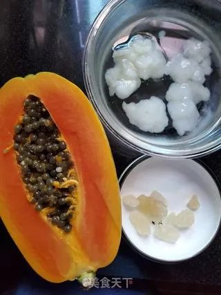 雪蛤炖木瓜