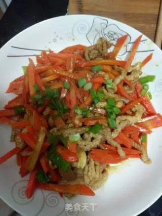 胡萝卜炒肉丝