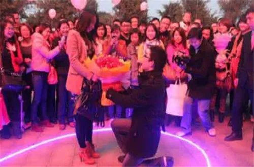 适合求婚唱的歌曲推荐 30首浪漫的求婚歌曲