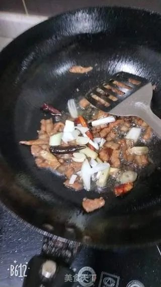 圆白菜炒肉