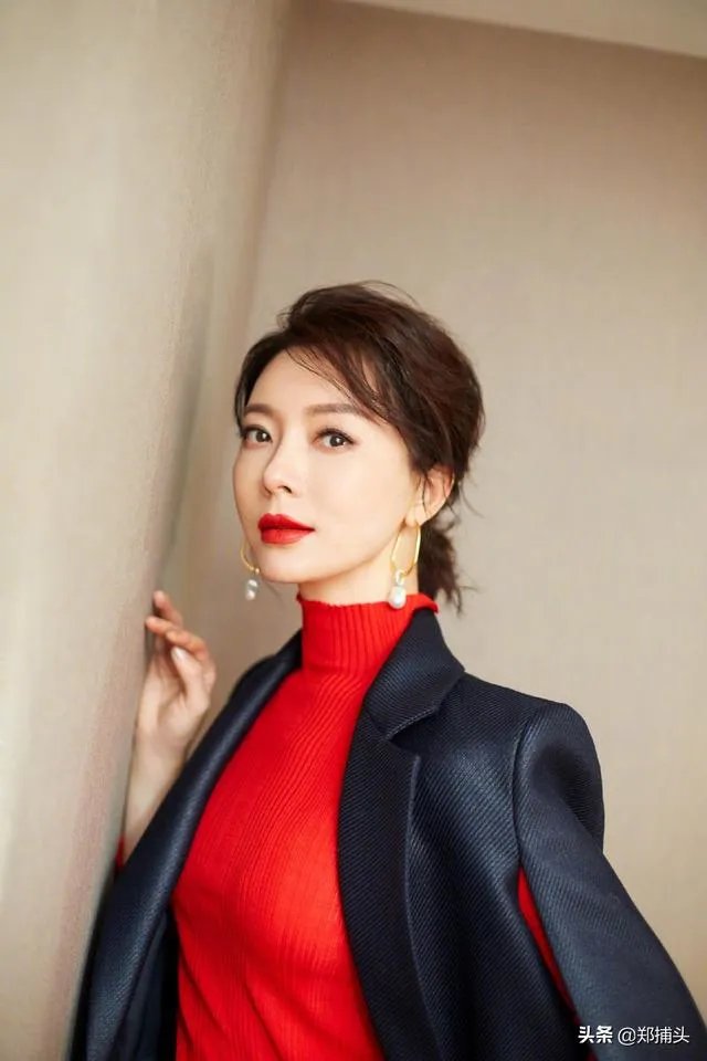你熟悉演员陈数吗,为什么说她柔中带刚,饰演的角色都很强势霸气?