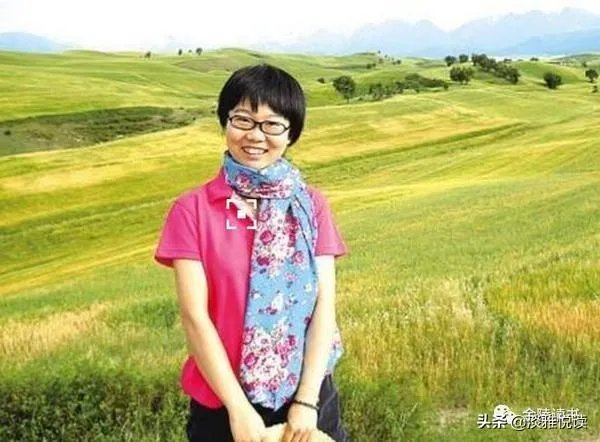 李娟的散文特别好,谁能说说她散文的特点是怎样的?