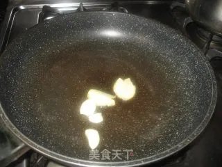 西葫芦虾皮炒蘑菇