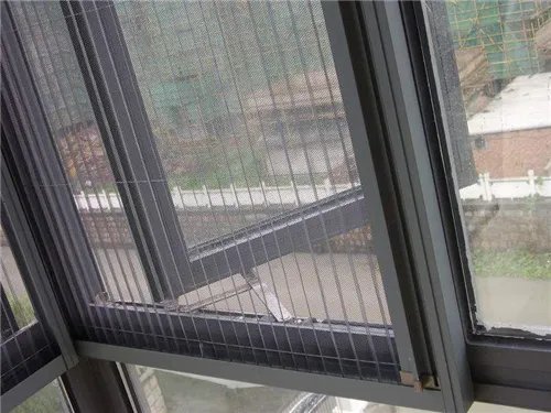 折叠纱窗怎么清洗