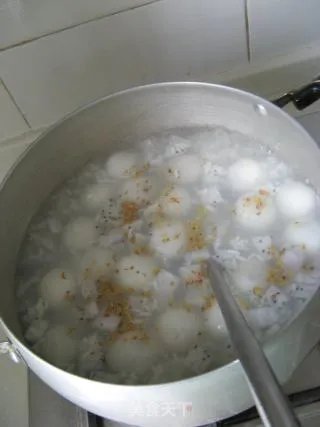 【酒酿汤圆】