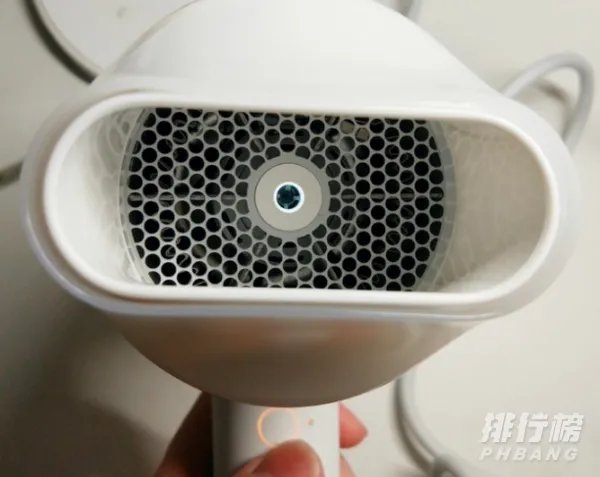 素士吹风机和小米吹风机哪个更好_素士吹风机好还是小米的好