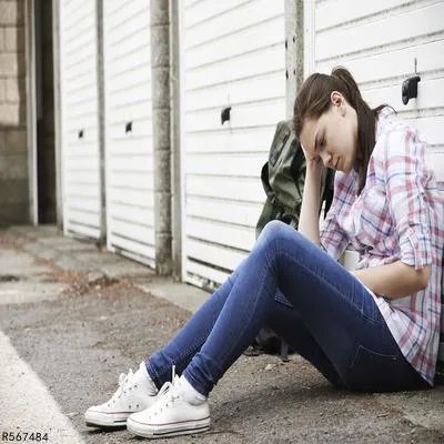 精神焦虑症的自救方法是什么 精神焦虑症的四个自我疗法介绍